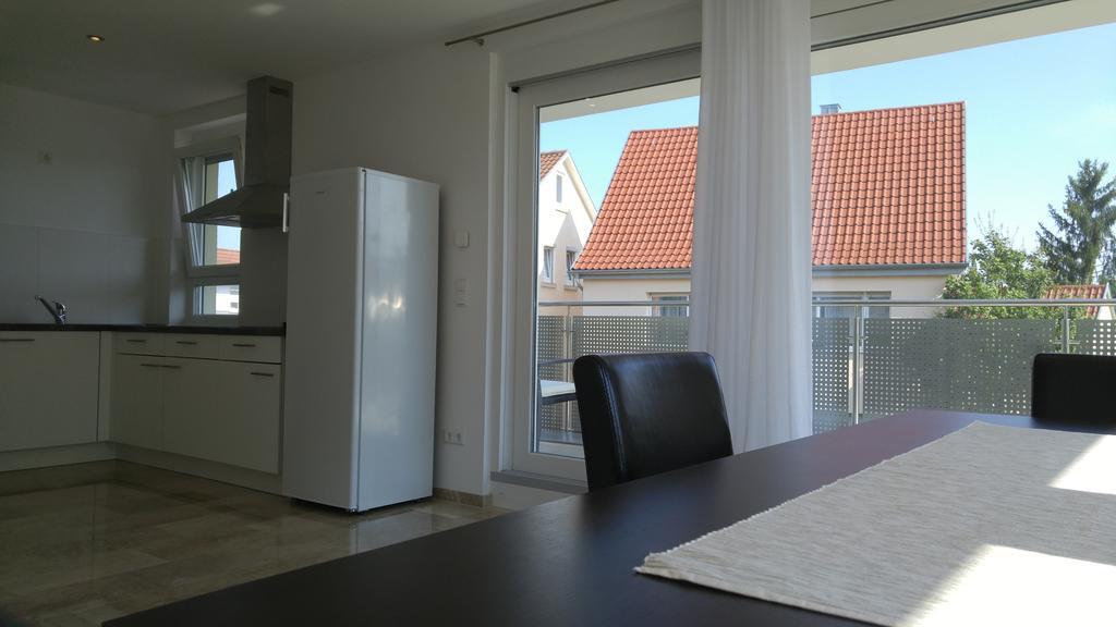 Zimmervermietung Im Zentrum Waiblingens Waiblingen  ภายนอก รูปภาพ